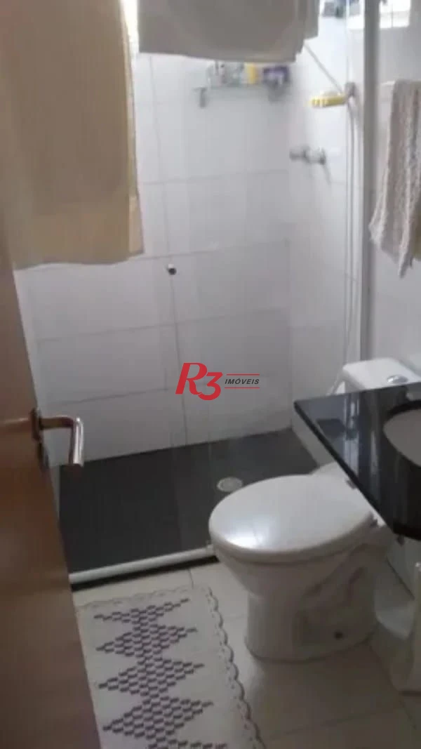 Apartamento de 2 quartos à venda na Encruzilhada em Santos.