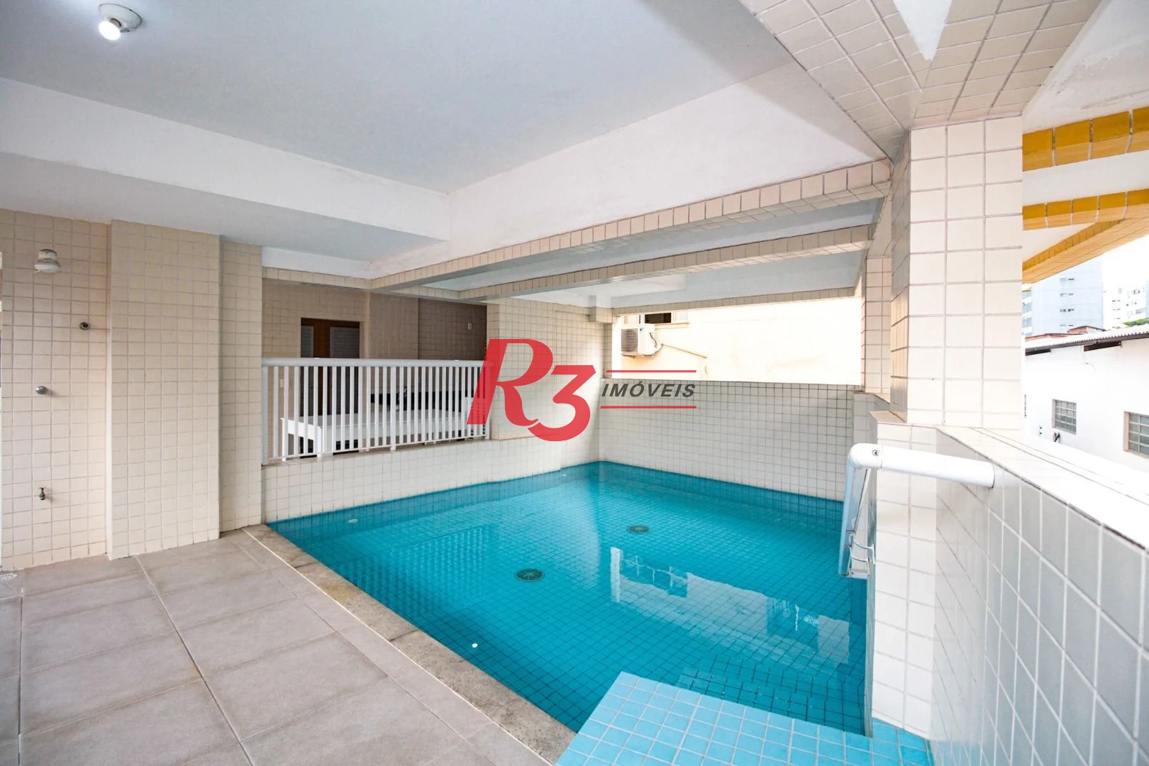 Apartamento de 2 quartos à venda na Encruzilhada em Santos.