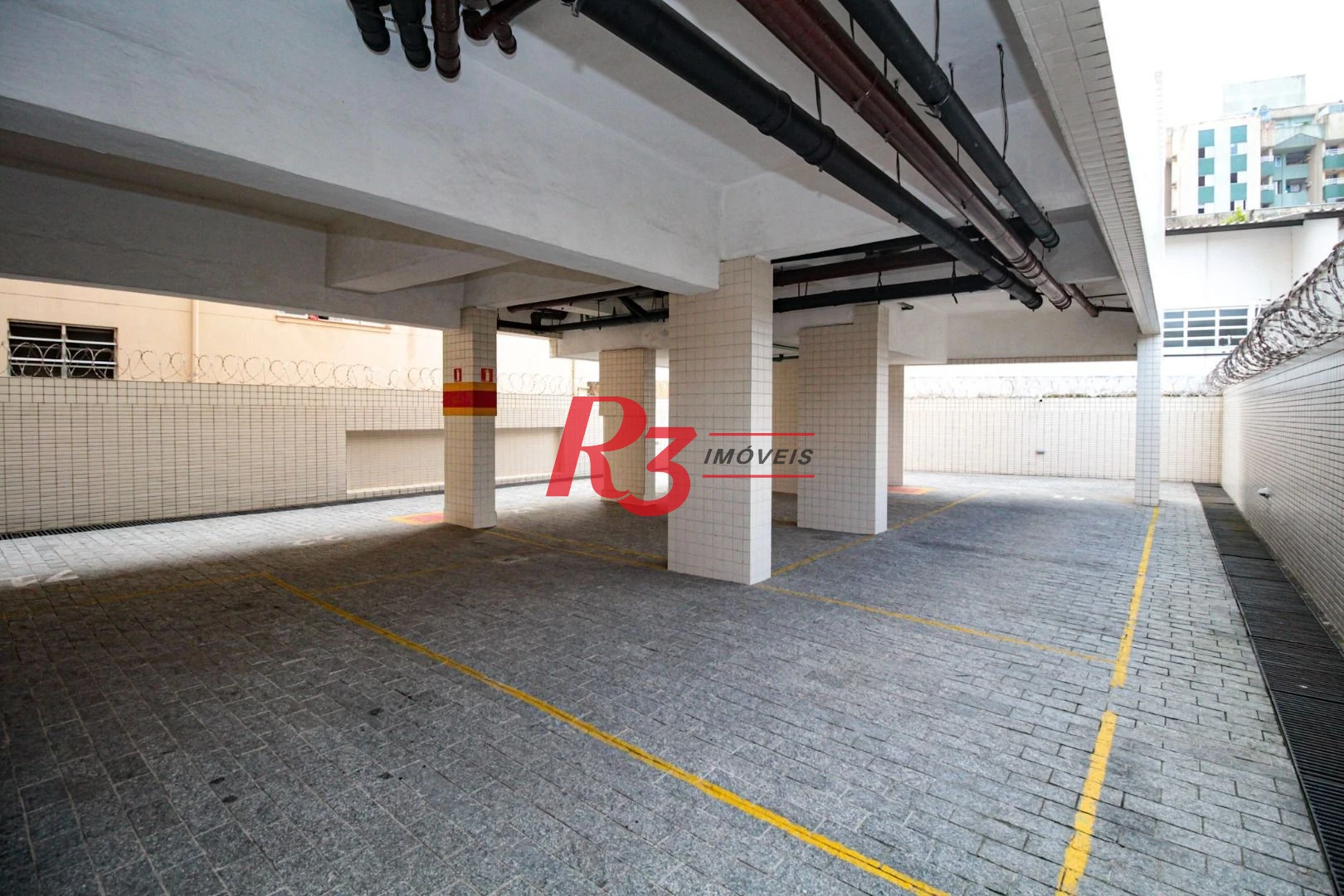 Apartamento de 2 quartos à venda na Encruzilhada em Santos.