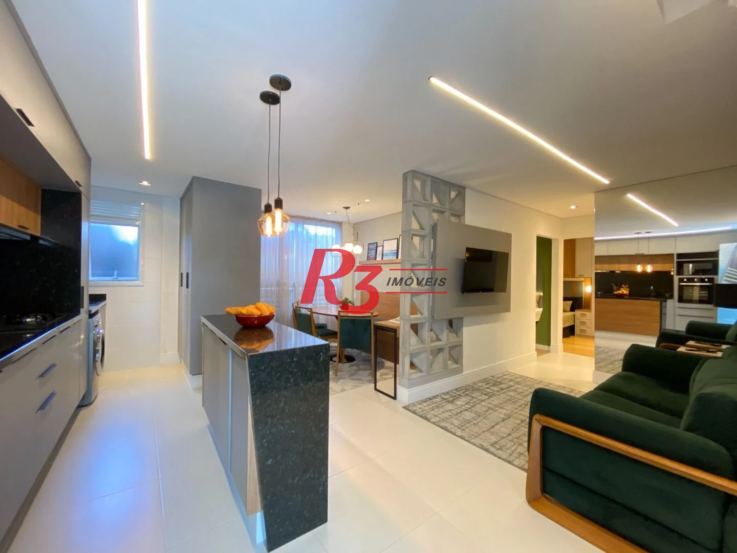 Apartamento com 2 dormitórios à venda, 55 m² - Campo Grande - Santos/SP