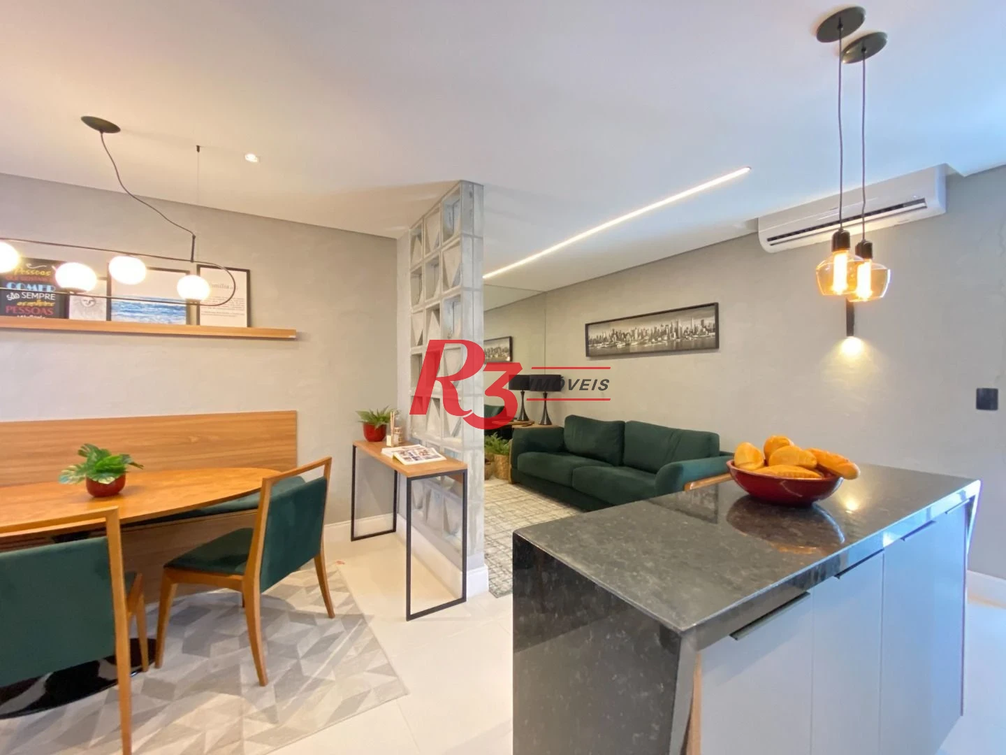 Apartamento com 2 dormitórios à venda, 55 m² - Campo Grande - Santos/SP