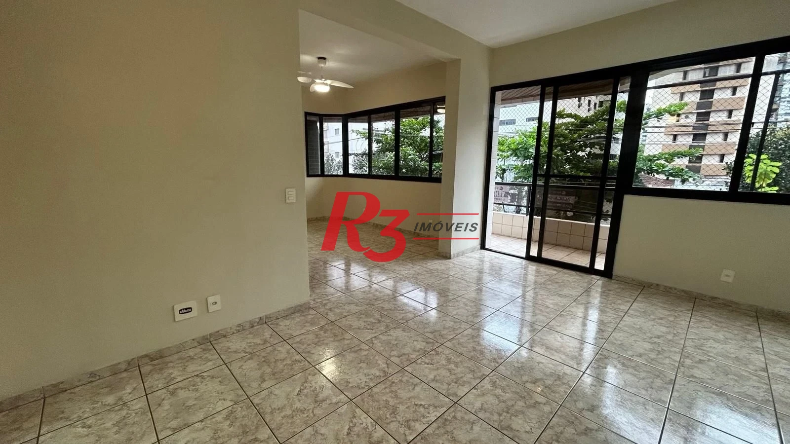 Apartamento com 3 dormitórios à venda, 189 m² por R$ 1.250.000,00 - Gonzaga - Santos/SP