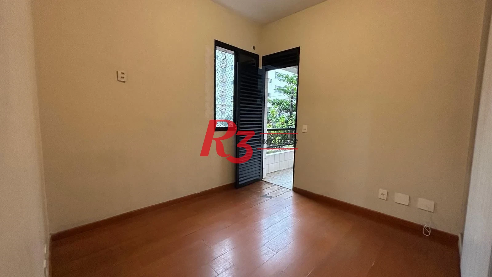 Apartamento com 3 dormitórios à venda, 189 m² por R$ 1.250.000,00 - Gonzaga - Santos/SP