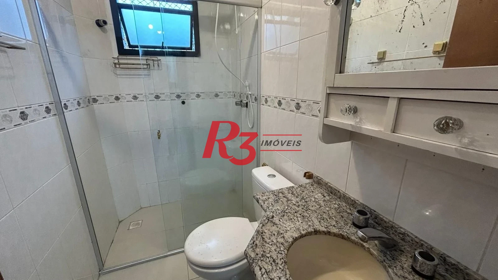 Apartamento com 3 dormitórios à venda, 189 m² por R$ 1.250.000,00 - Gonzaga - Santos/SP