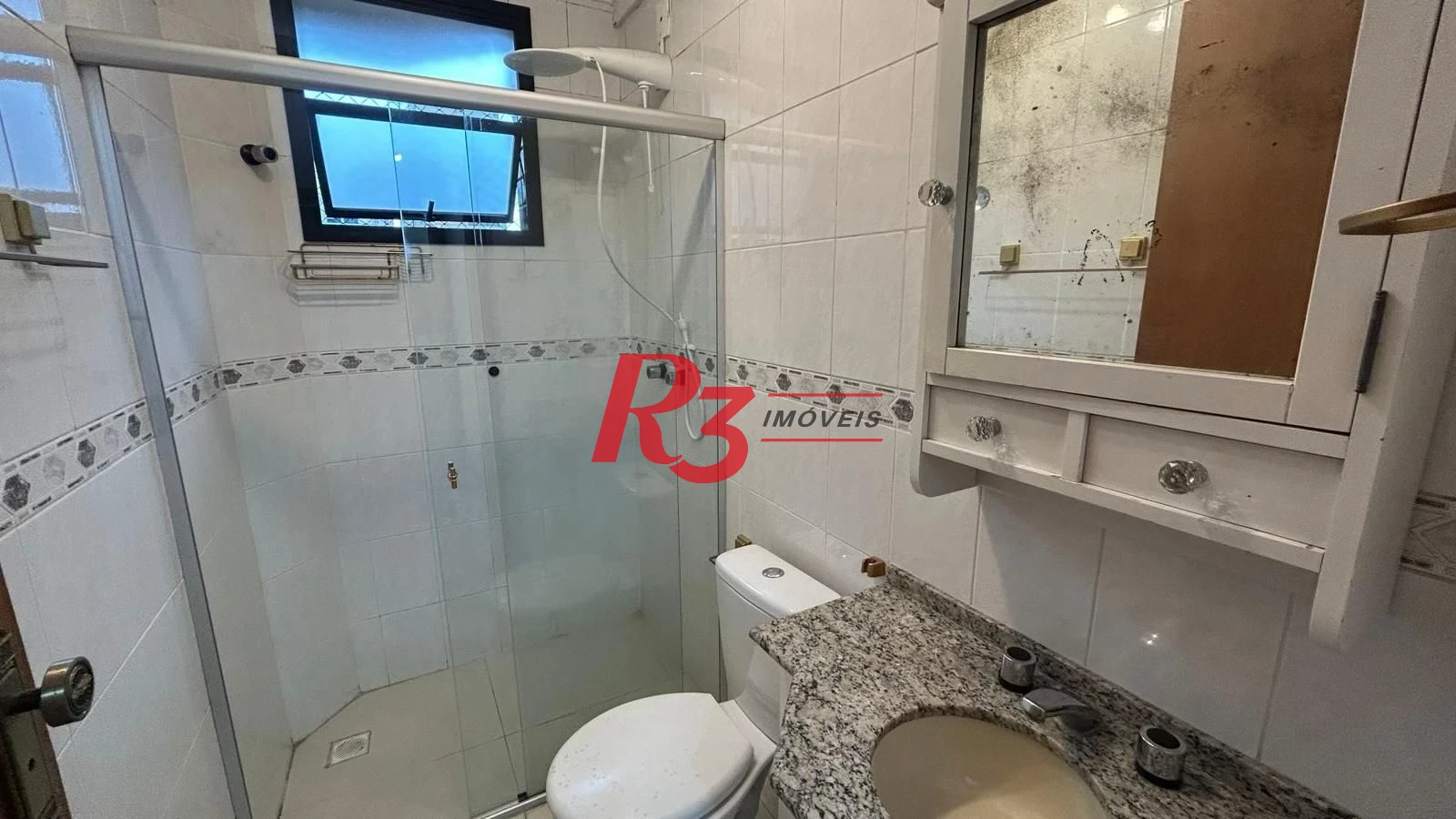 Apartamento com 3 dormitórios à venda, 189 m² por R$ 1.250.000,00 - Gonzaga - Santos/SP