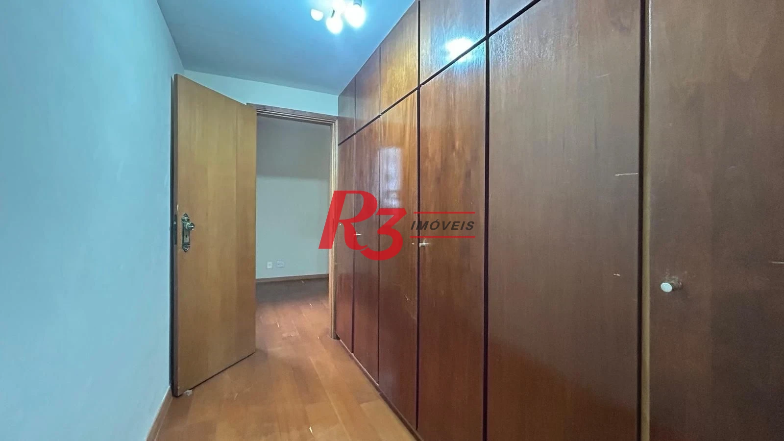 Apartamento com 3 dormitórios à venda, 189 m² por R$ 1.250.000,00 - Gonzaga - Santos/SP