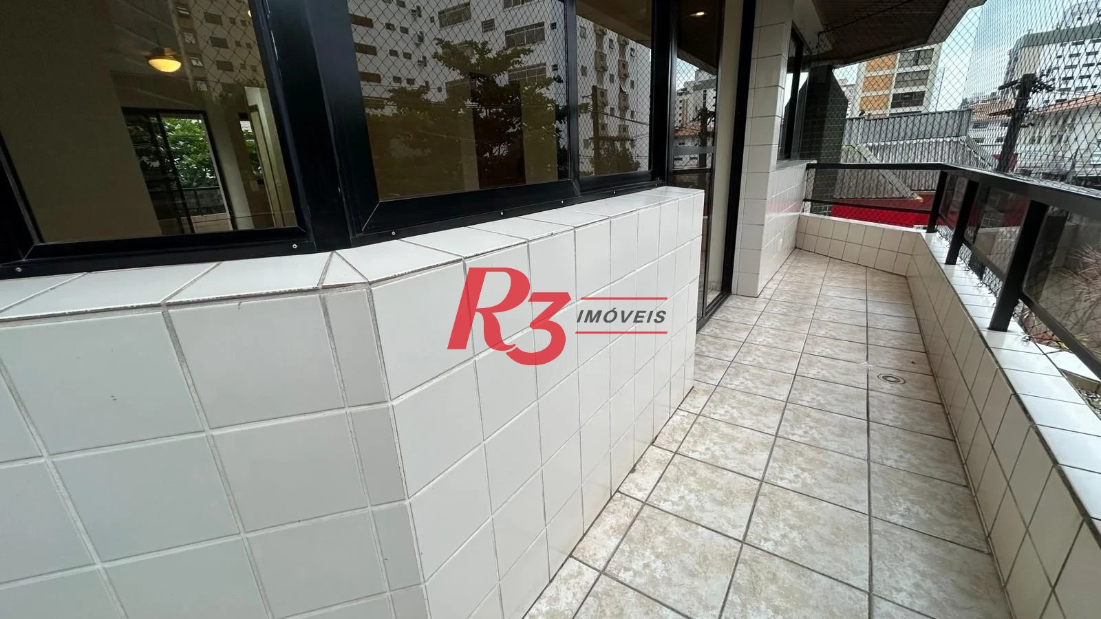 Apartamento com 3 dormitórios à venda, 189 m² por R$ 1.250.000,00 - Gonzaga - Santos/SP