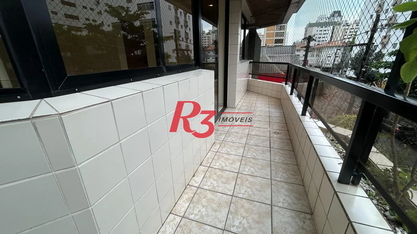 Apartamento com 3 dormitórios à venda, 189 m² por R$ 1.250.000,00 - Gonzaga - Santos/SP
