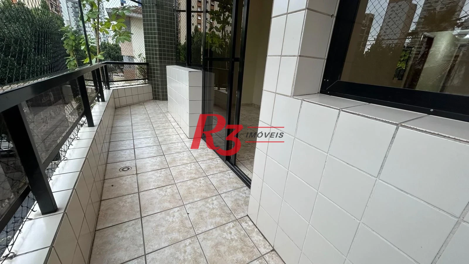 Apartamento com 3 dormitórios à venda, 189 m² por R$ 1.250.000,00 - Gonzaga - Santos/SP