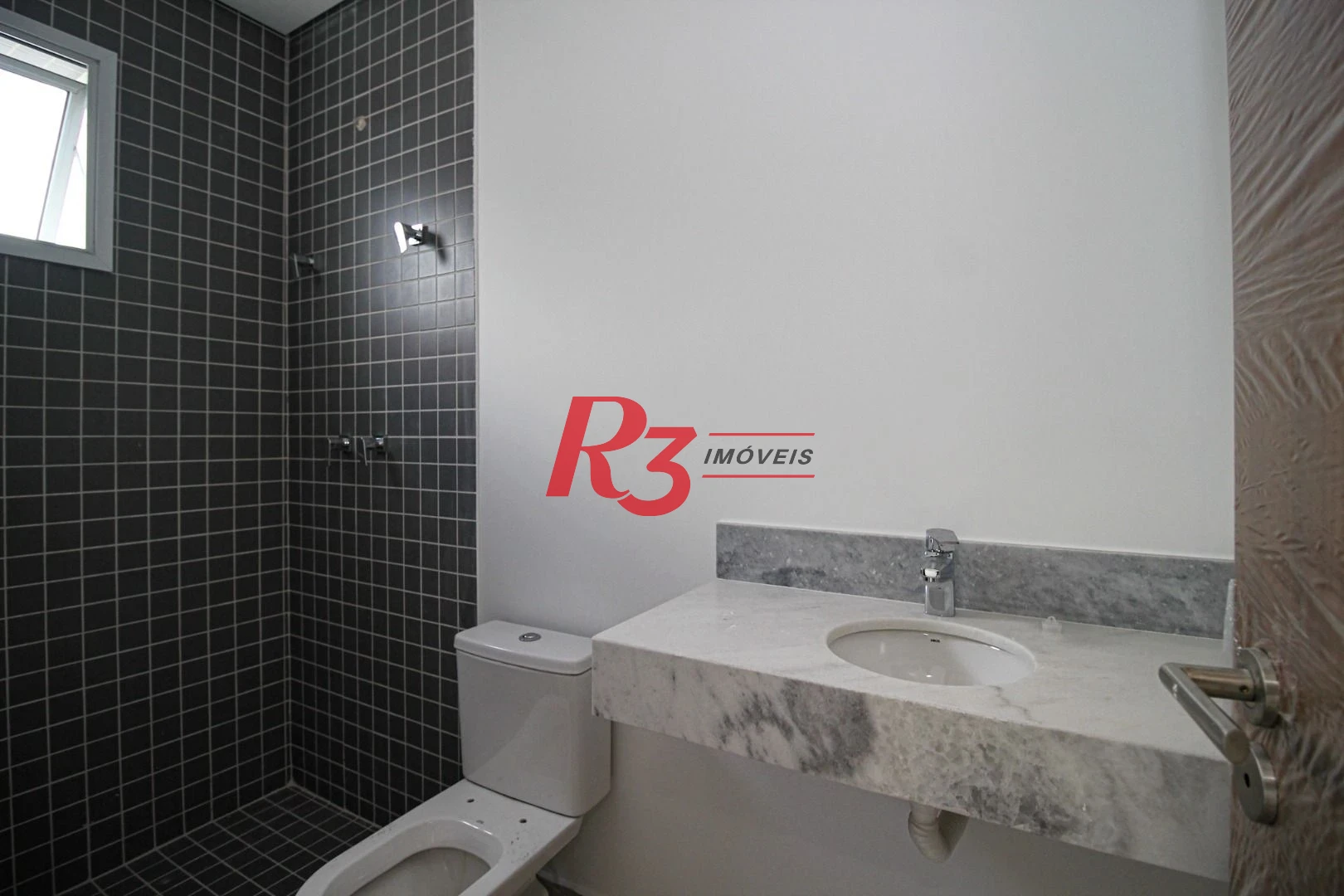 Apartamento Duplex à venda, 162 m² por R$ 1.791.570,00 - Boqueirão - Santos/SP