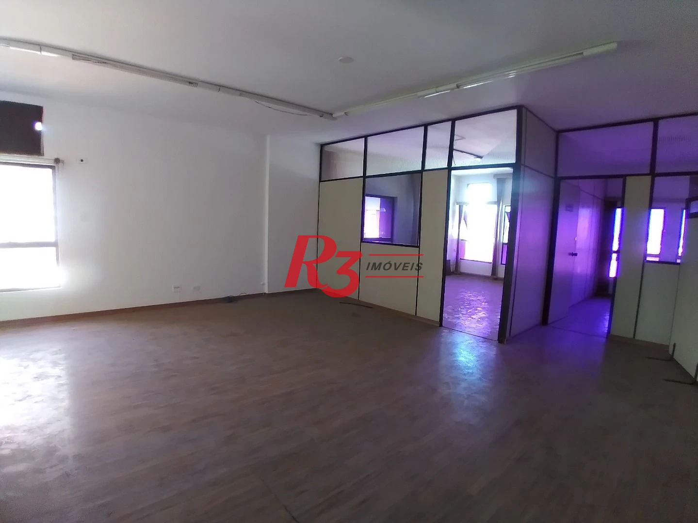 Sala, 86 m² - venda por R$ 430.000,00 ou aluguel por R$ 3.500,00/mês - Vila Matias - Santos/SP