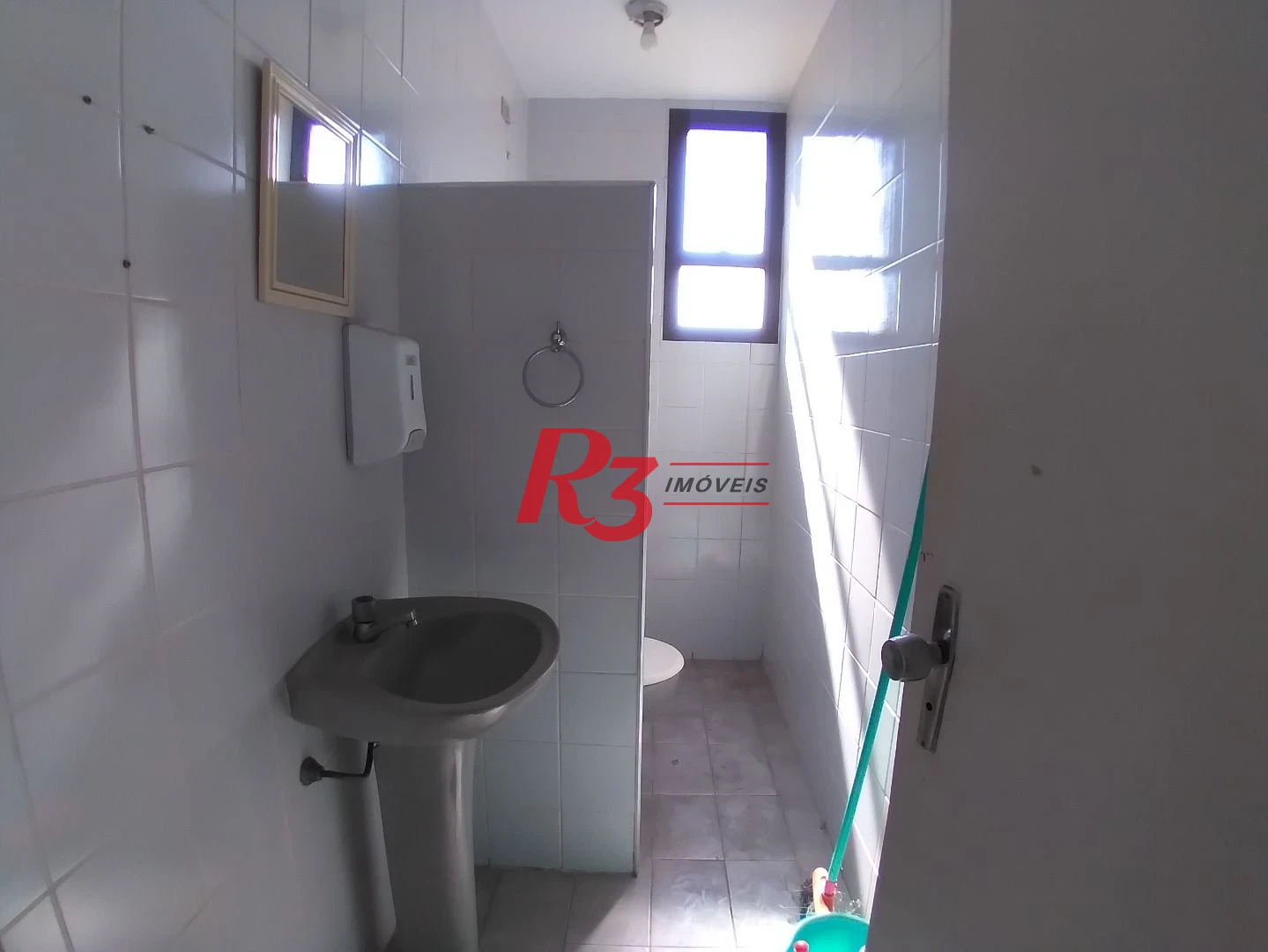 Sala, 86 m² - venda por R$ 430.000,00 ou aluguel por R$ 3.500,00/mês - Vila Matias - Santos/SP