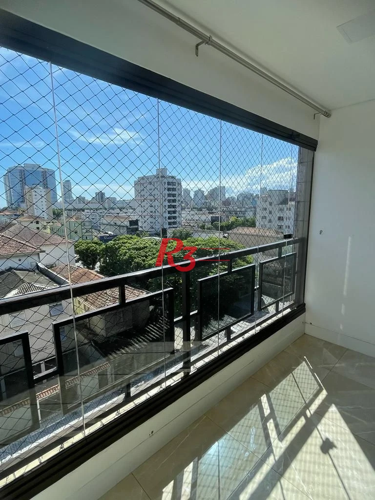 Aparecida - totalmente reformado - 2 dorm com 3 revertido - cozinha totalmente mobiliada - frente - ar condicionado.