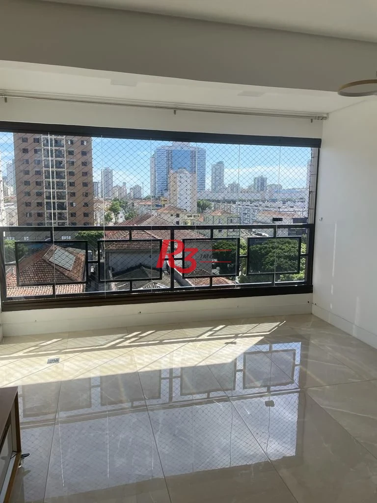Aparecida - totalmente reformado - 2 dorm com 3 revertido - cozinha totalmente mobiliada - frente - ar condicionado.