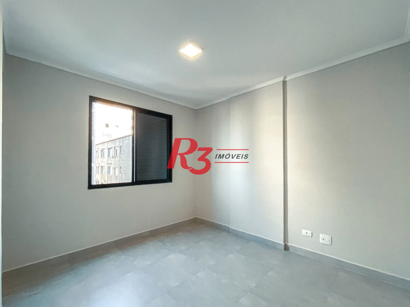 Apartamento com 3 dormitórios à venda, 142 m² por R$ 560.000,00 - Vila Assunção - Praia Grande/SP