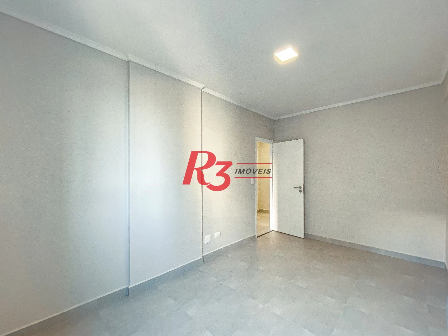 Apartamento com 3 dormitórios à venda, 142 m² por R$ 560.000,00 - Vila Assunção - Praia Grande/SP