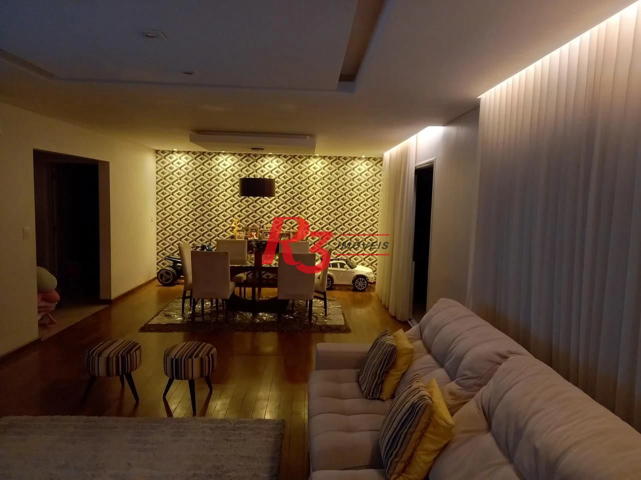 Apartamento à venda, 234 m² por R$ 3.392.000,00 - Embaré - Santos/SP