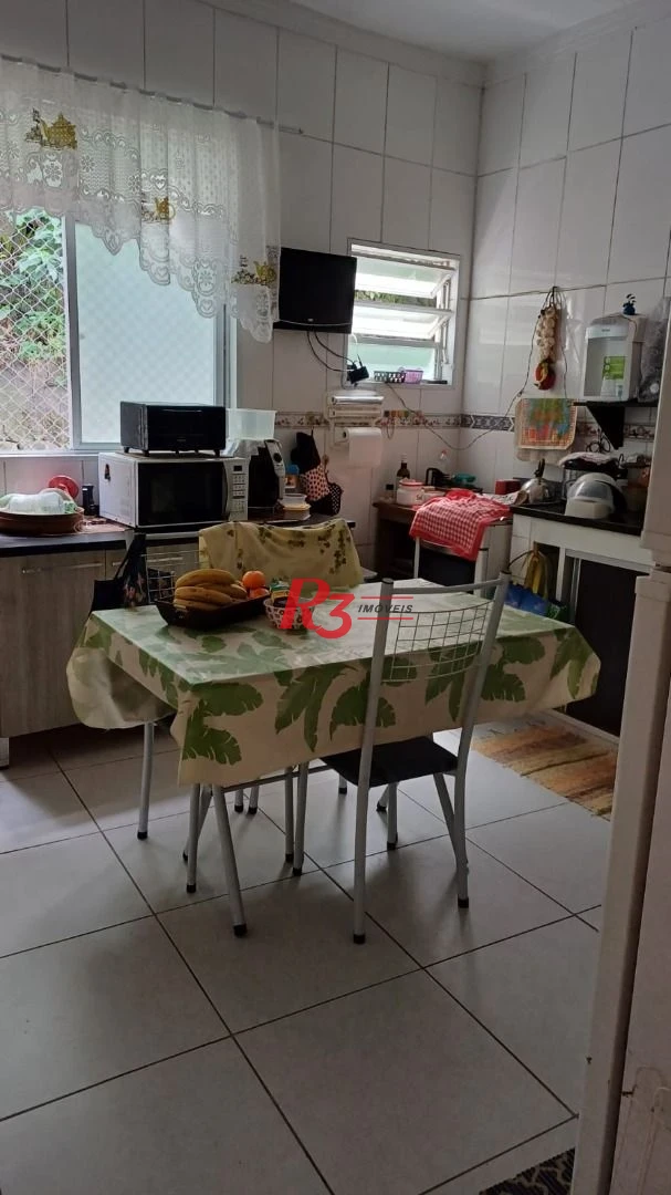 Casa com 4 dormitórios à venda, 300 m² por R$ 900.000,00 - Jabaquara - Santos/SP