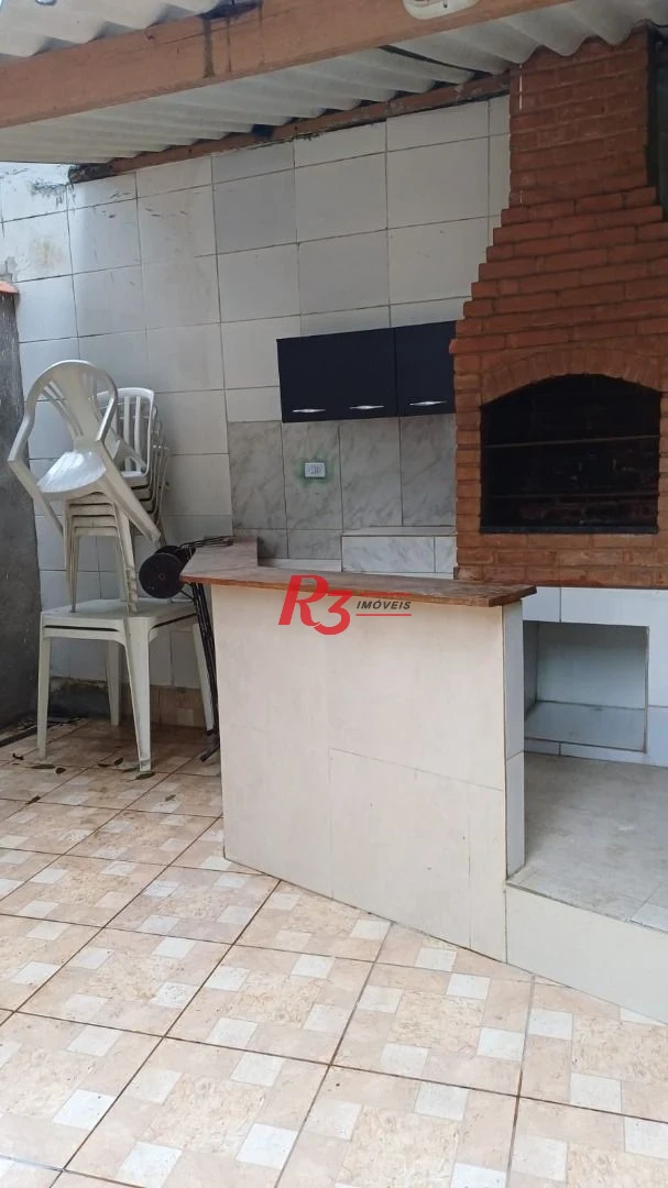 Casa com 4 dormitórios à venda, 300 m² por R$ 900.000,00 - Jabaquara - Santos/SP