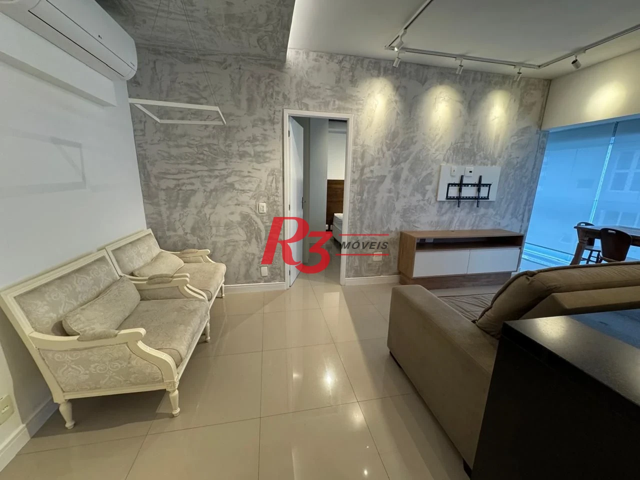 Apartamento com 1 dormitório para alugar, 57 m² por R$ 6.200,00/mês - Gonzaga - Santos/SP