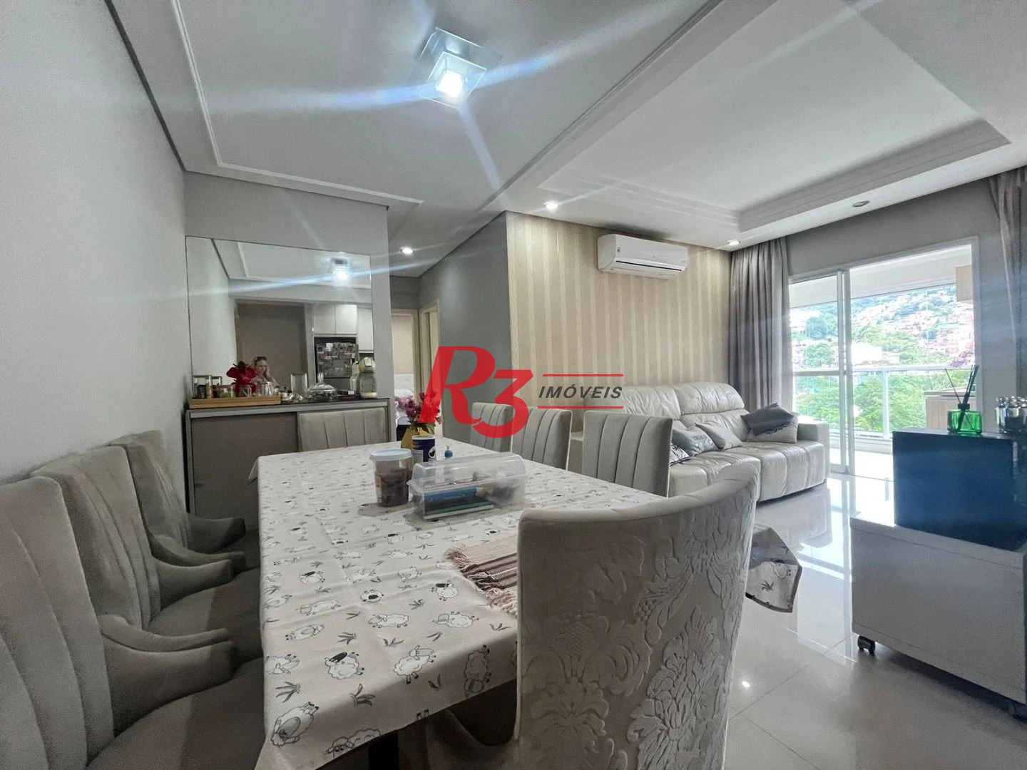 Apartamento com 2  quartos  José Menino