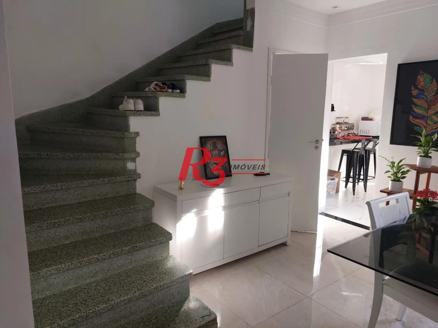 Sobrado com 3 dormitórios à venda, 200 m² por R$ 2.150.000,00 - Embaré - Santos/SP