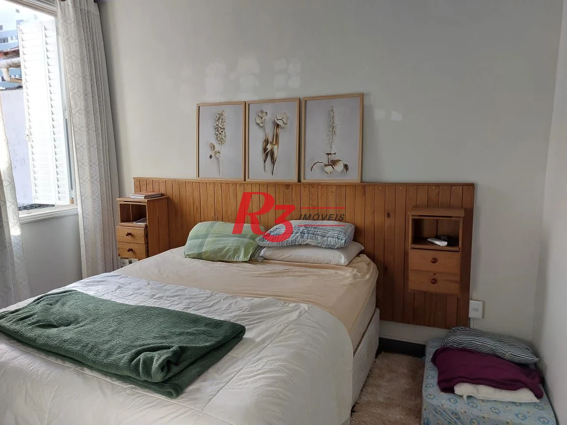 Sobrado com 3 dormitórios à venda, 200 m² por R$ 2.150.000,00 - Embaré - Santos/SP
