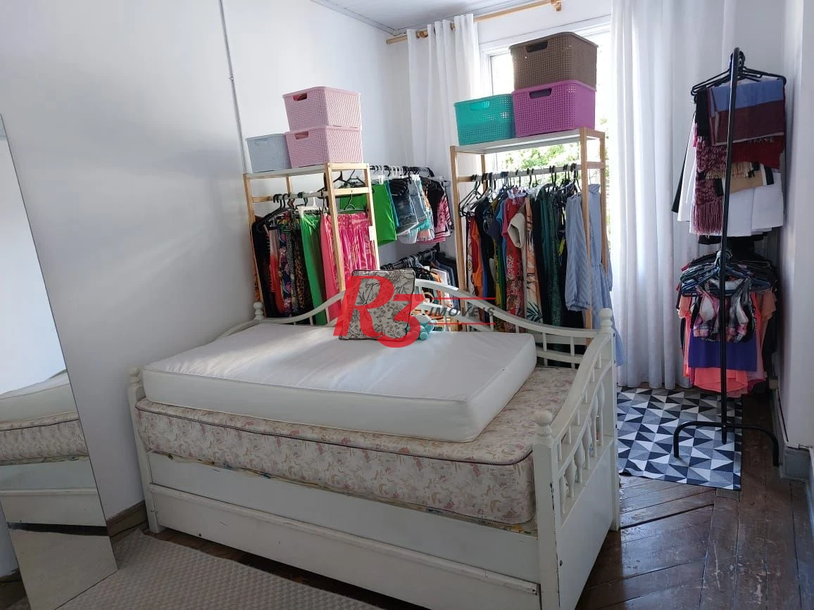 Sobrado com 3 dormitórios à venda, 200 m² por R$ 2.150.000,00 - Embaré - Santos/SP