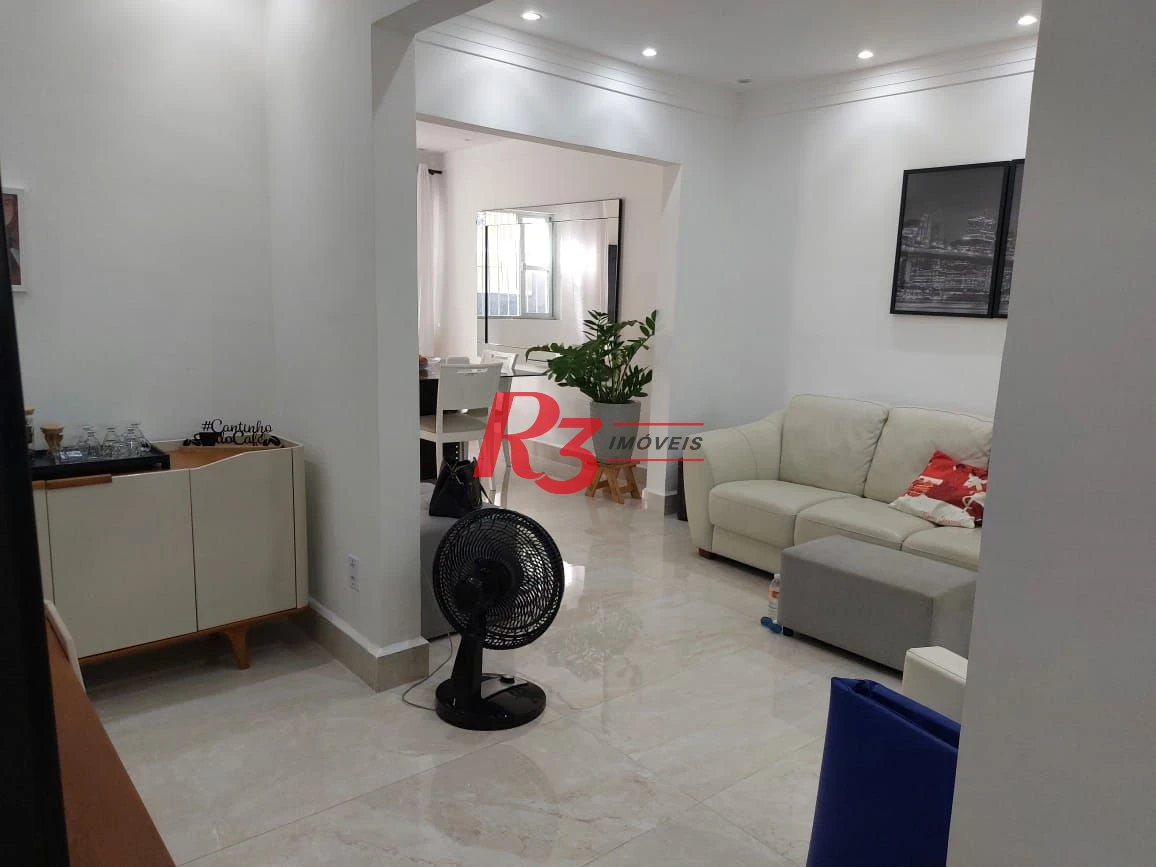 Sobrado com 3 dormitórios à venda, 200 m² por R$ 2.150.000,00 - Embaré - Santos/SP