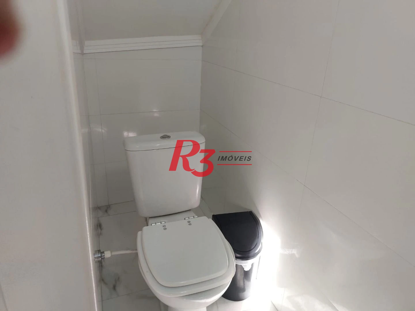 Sobrado com 3 dormitórios à venda, 200 m² por R$ 2.150.000,00 - Embaré - Santos/SP