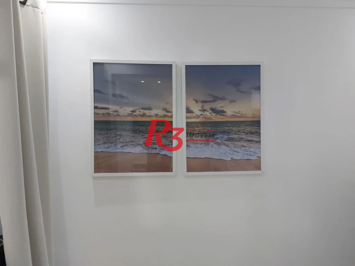Sobrado com 3 dormitórios à venda, 200 m² por R$ 2.150.000,00 - Embaré - Santos/SP