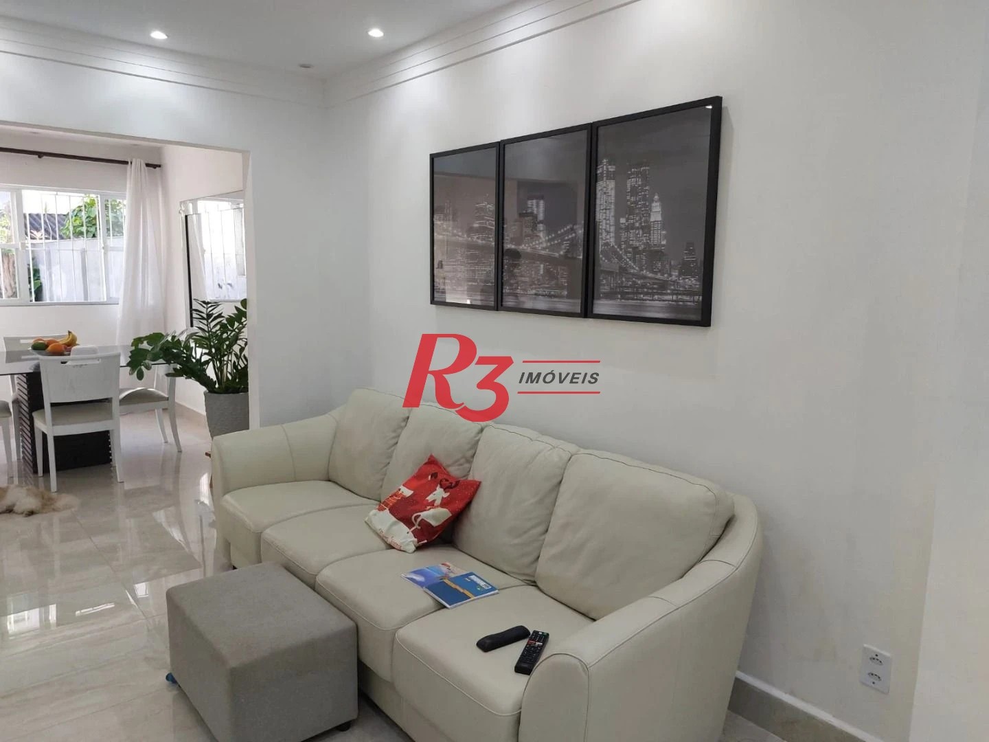 Sobrado com 3 dormitórios à venda, 200 m² por R$ 2.150.000,00 - Embaré - Santos/SP