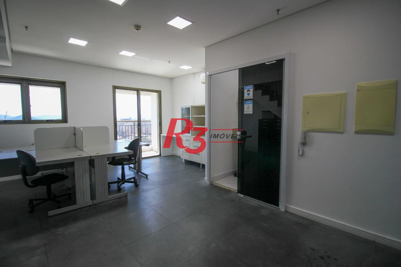 Sala, 98 m² - venda por R$ 650.000,00 ou aluguel por R$ 4.621,08/mês - Valongo - Santos/SP