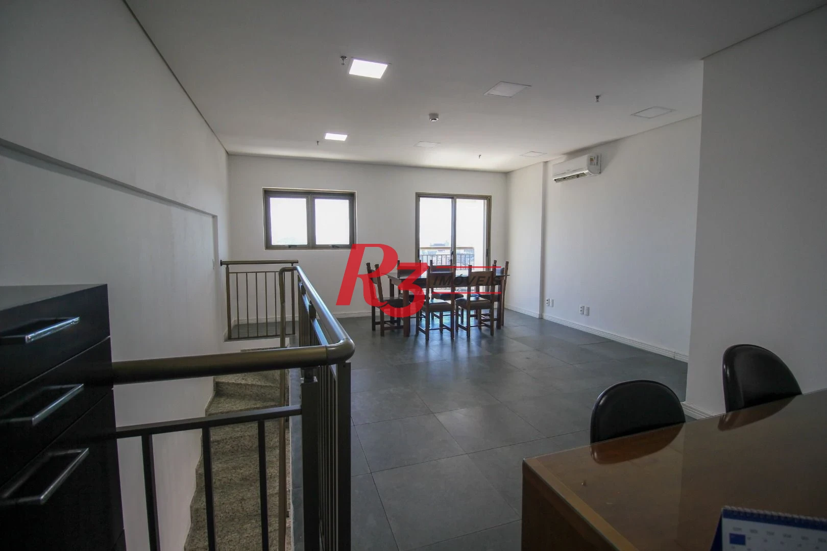 Sala, 98 m² - venda por R$ 650.000,00 ou aluguel por R$ 4.621,08/mês - Valongo - Santos/SP
