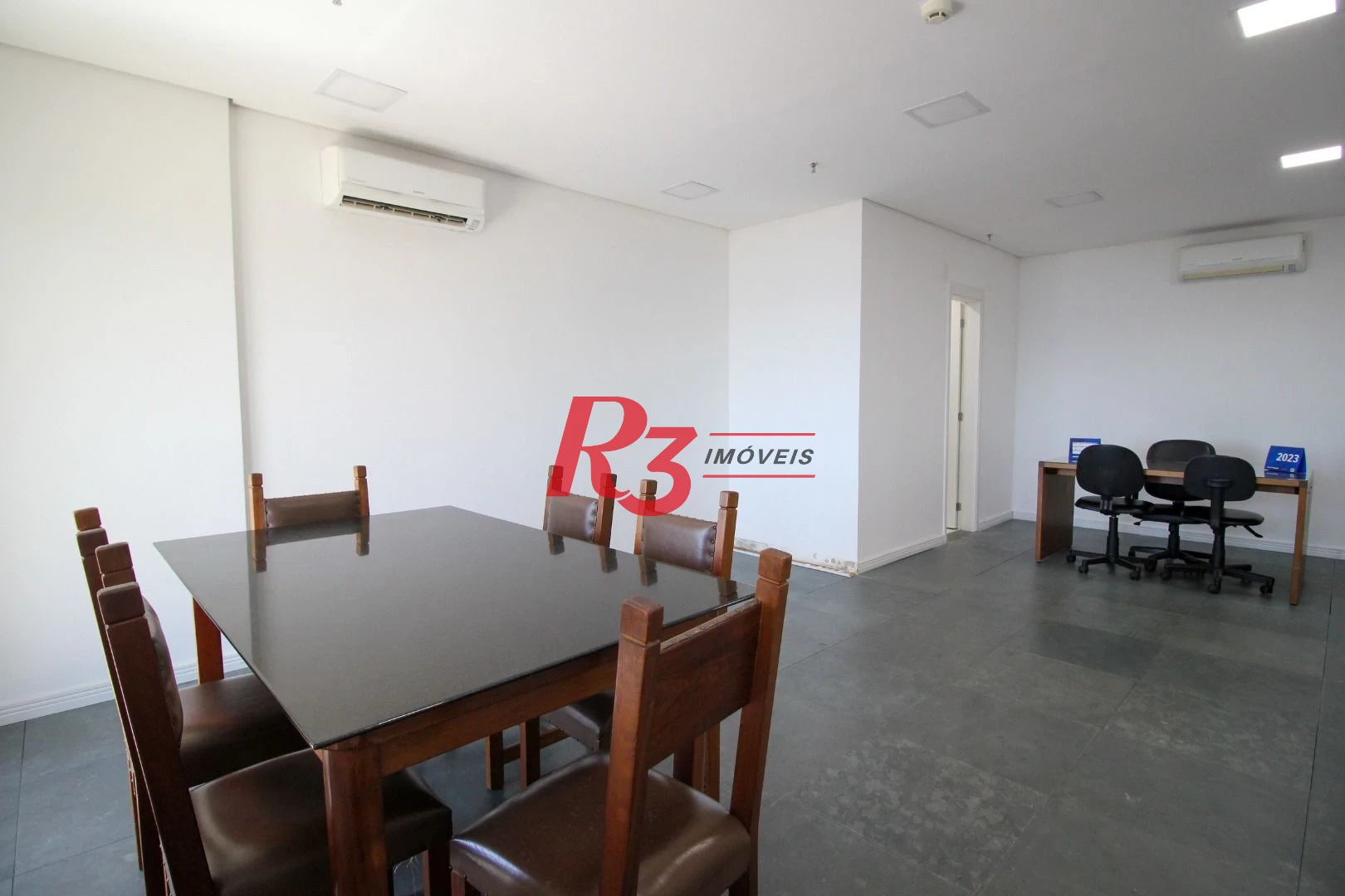 Sala, 98 m² - venda por R$ 650.000,00 ou aluguel por R$ 4.621,08/mês - Valongo - Santos/SP