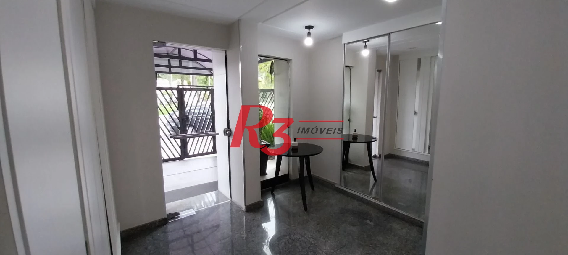 Cobertura com 2 dormitórios à venda, 137 m² por R$ 905.000,00 - Vila Belmiro - Santos/SP