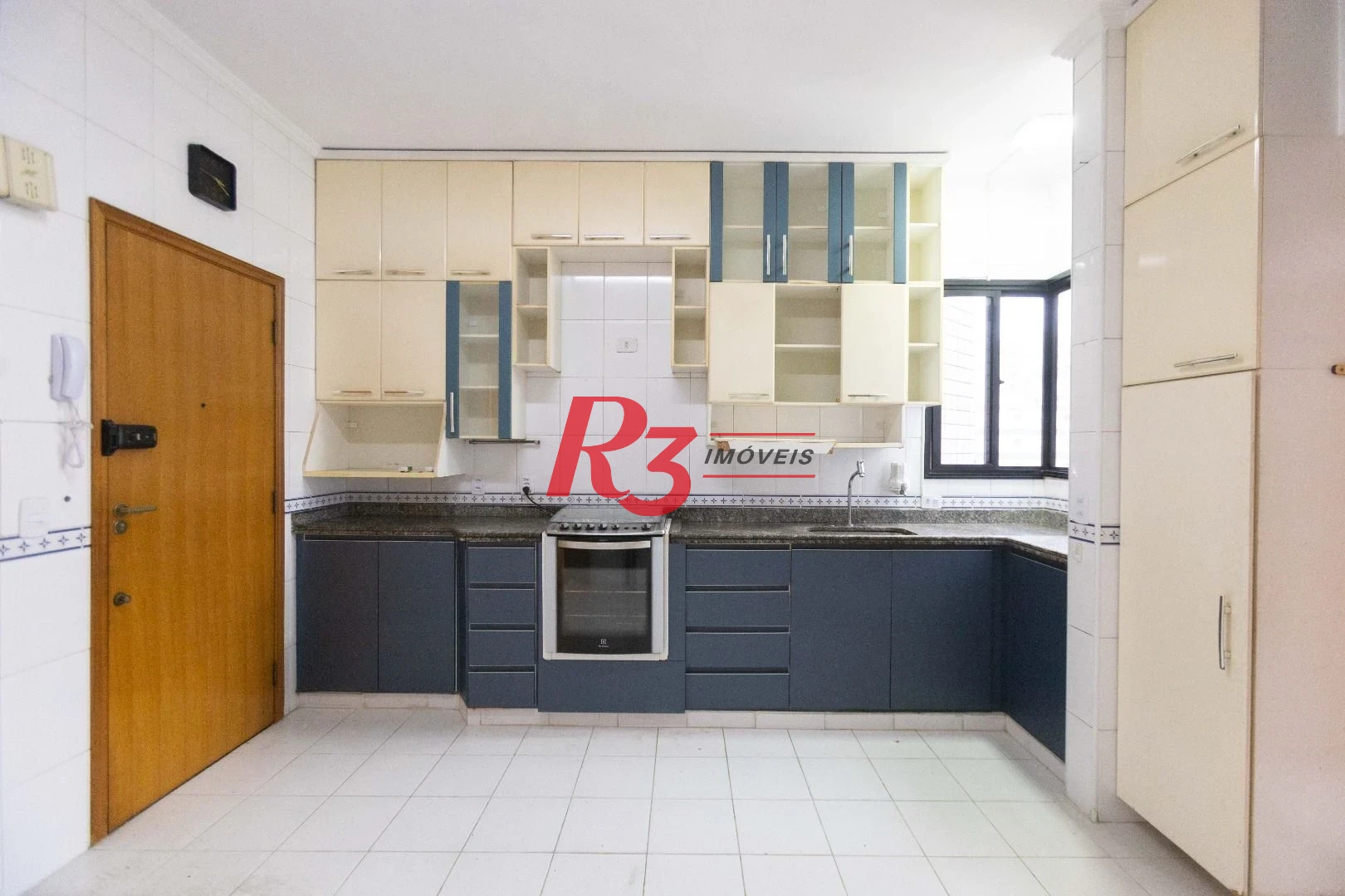 Apartamento com 3 dormitórios à venda, 137 m² por R$ 1.400.000,00 - Aparecida - Santos/SP