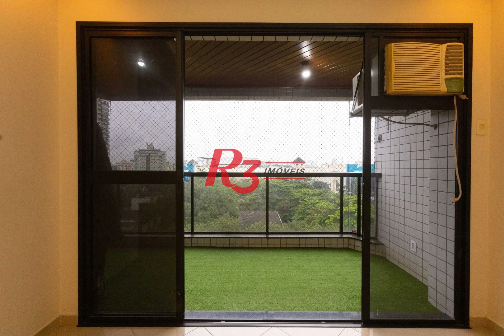 Apartamento com 3 dormitórios à venda, 137 m² por R$ 1.400.000,00 - Aparecida - Santos/SP
