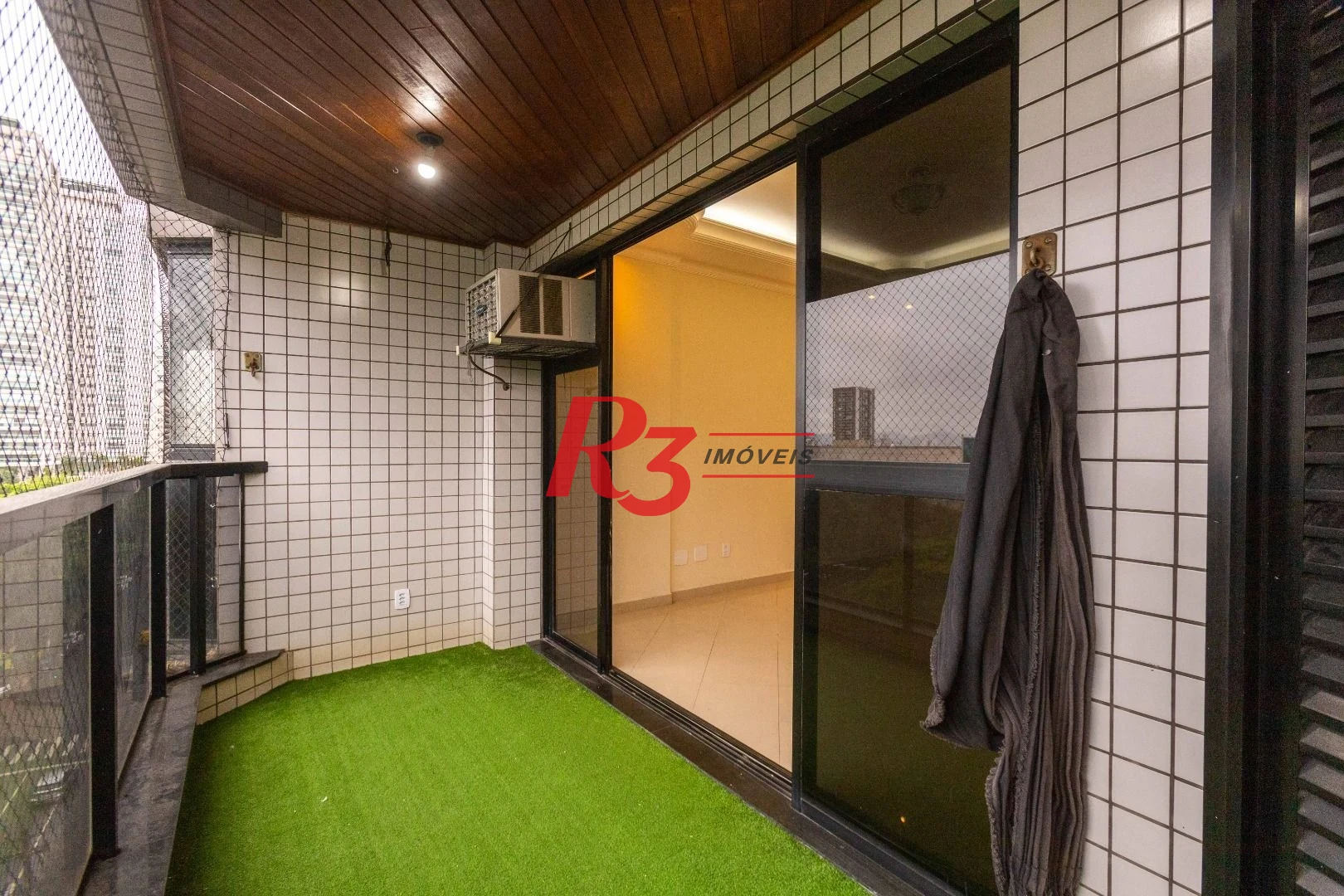 Apartamento com 3 dormitórios à venda, 137 m² por R$ 1.400.000,00 - Aparecida - Santos/SP