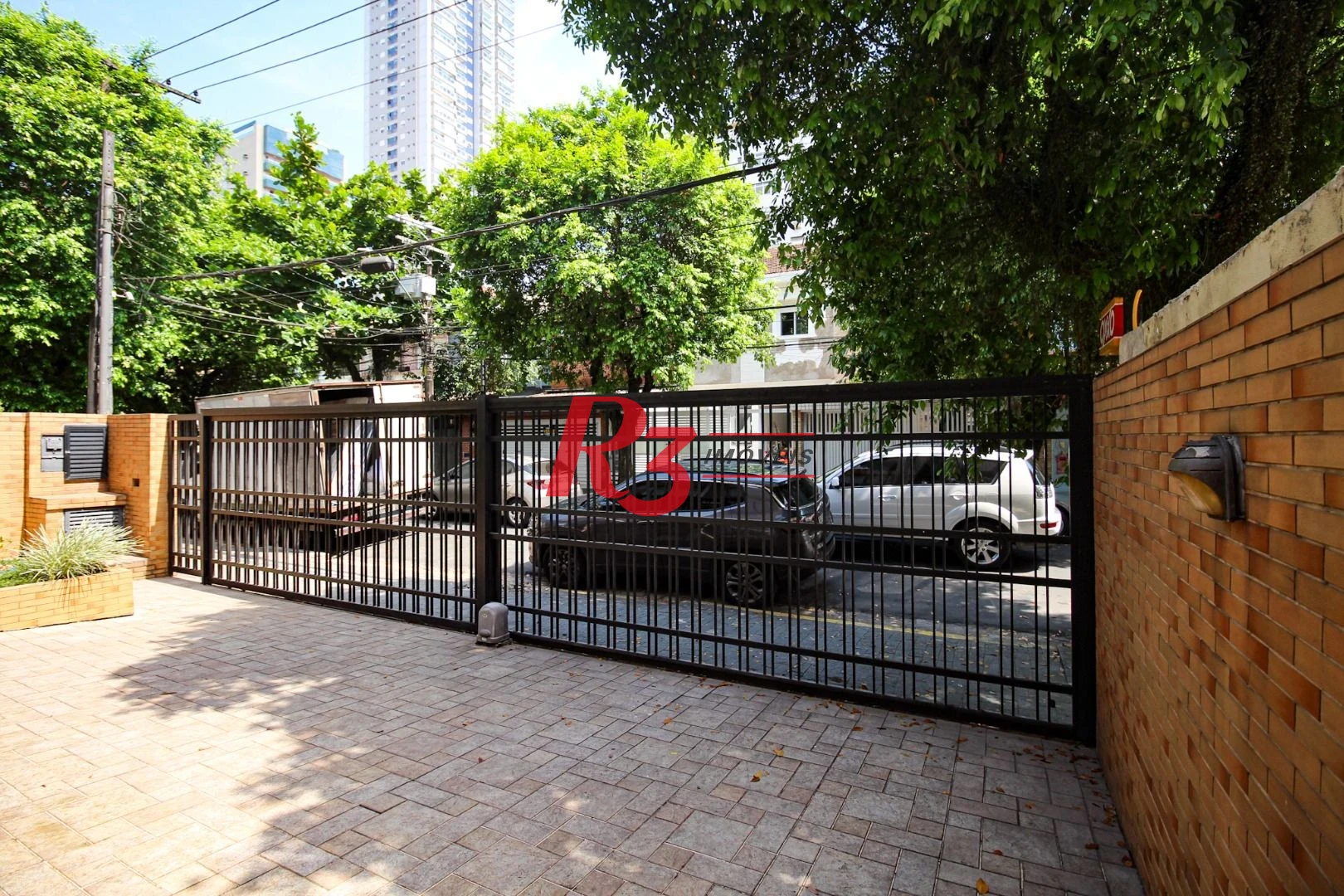 Sobrado para alugar, 230 m² por R$ 23.858,42/mês - Gonzaga - Santos/SP
