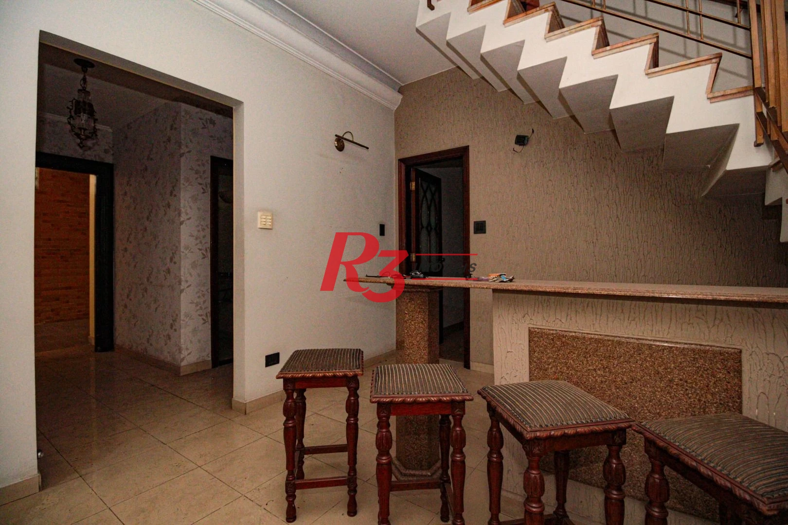 Sobrado para alugar, 230 m² por R$ 23.858,42/mês - Gonzaga - Santos/SP