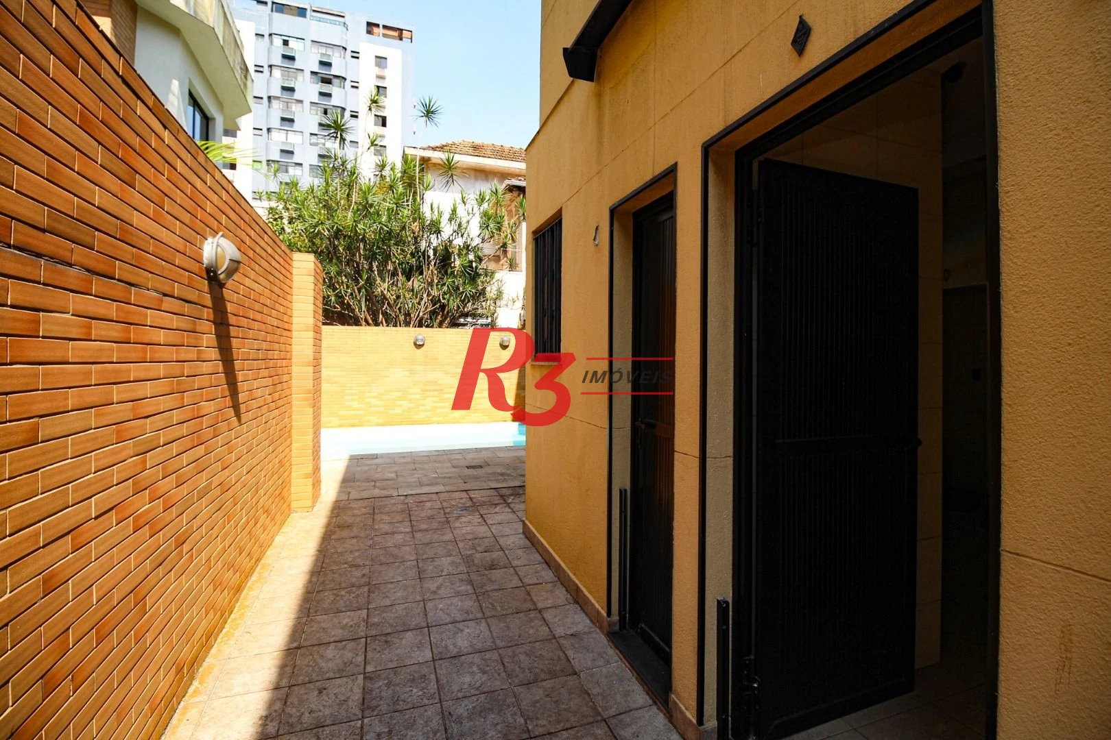 Sobrado para alugar, 230 m² por R$ 23.858,42/mês - Gonzaga - Santos/SP
