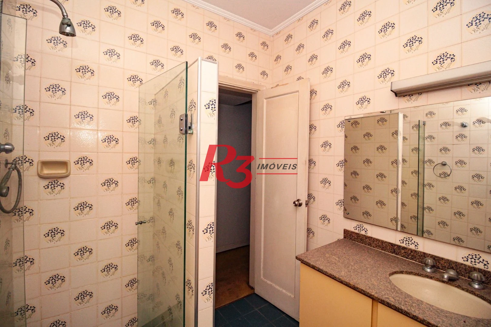 Sobrado para alugar, 230 m² por R$ 23.858,42/mês - Gonzaga - Santos/SP