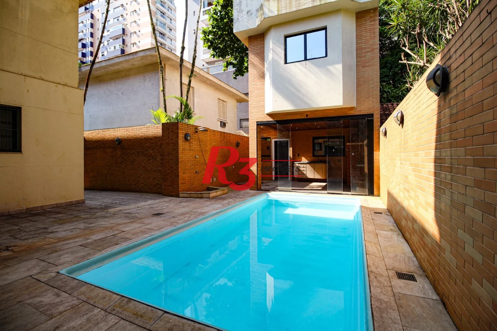 Sobrado para alugar, 240 m² por R$ 23.659,11/mês - Gonzaga - Santos/SP
