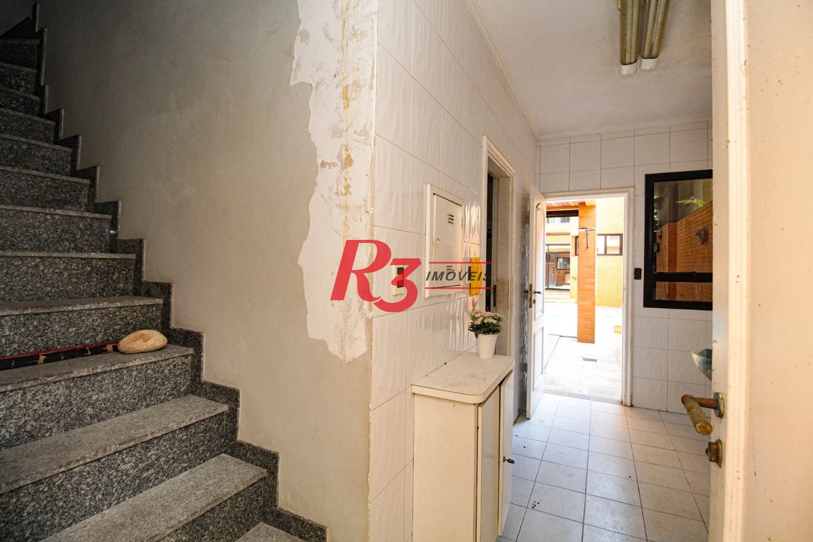Sobrado para alugar, 240 m² por R$ 23.659,11/mês - Gonzaga - Santos/SP