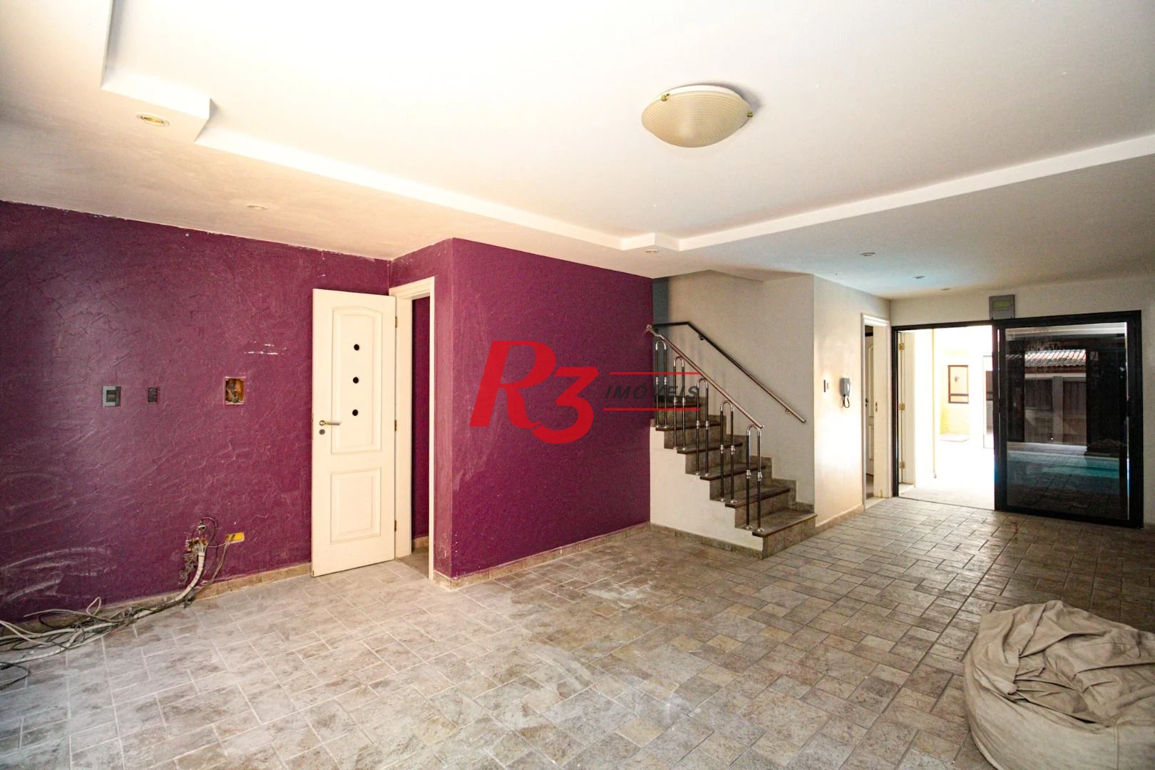 Sobrado para alugar, 240 m² por R$ 23.659,11/mês - Gonzaga - Santos/SP