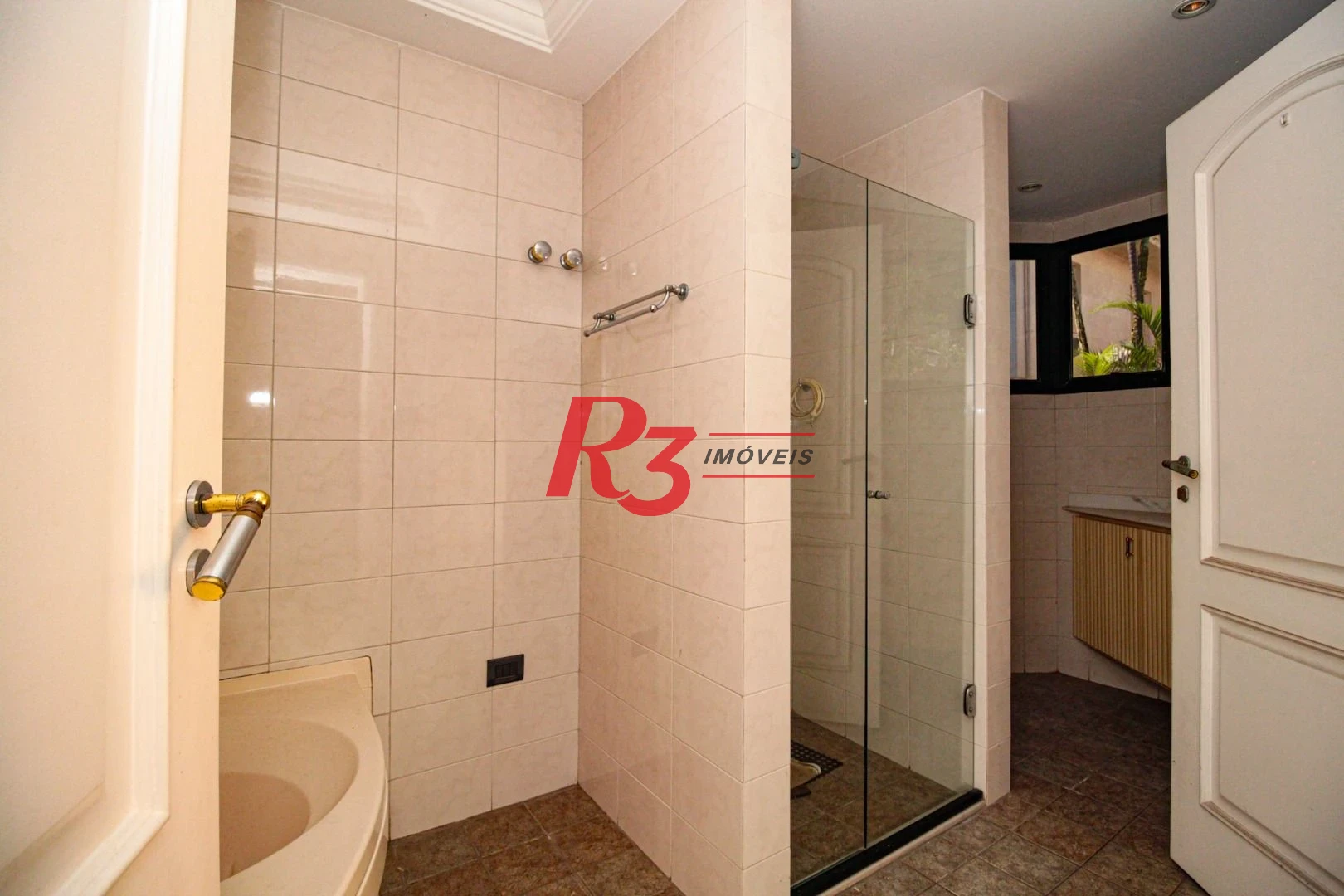 Sobrado para alugar, 240 m² por R$ 23.659,11/mês - Gonzaga - Santos/SP