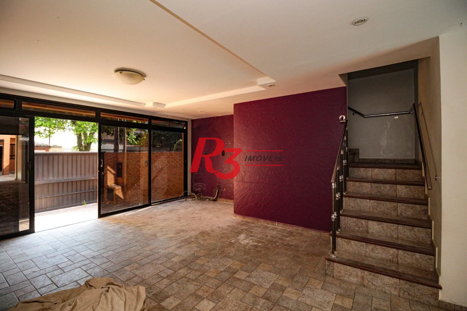 Sobrado para alugar, 240 m² por R$ 23.659,11/mês - Gonzaga - Santos/SP