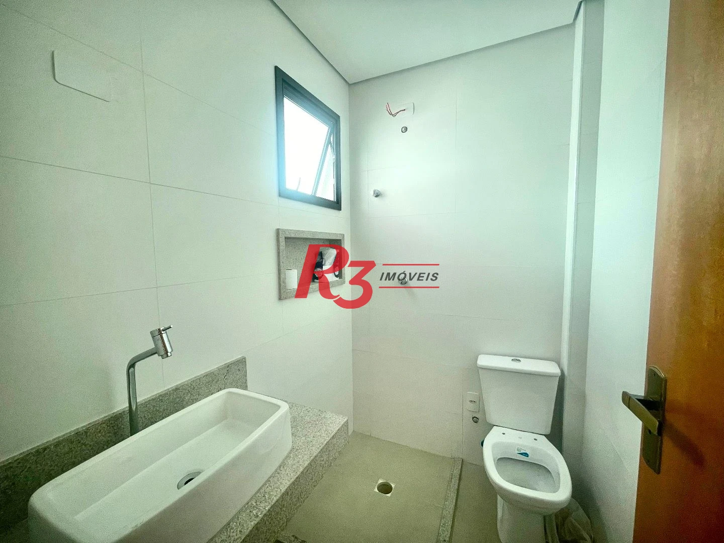 Sobrado à venda, 96 m² por R$ 800.000,00 - Aparecida - Santos/SP