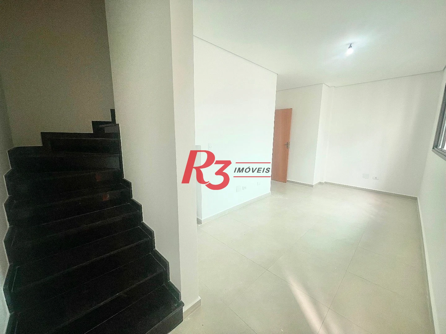 Sobrado à venda, 78 m² por R$ 760.000,00 - Aparecida - Santos/SP